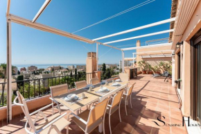 Magnificent 4br Oasis, Panoramic terrace, pool and parking